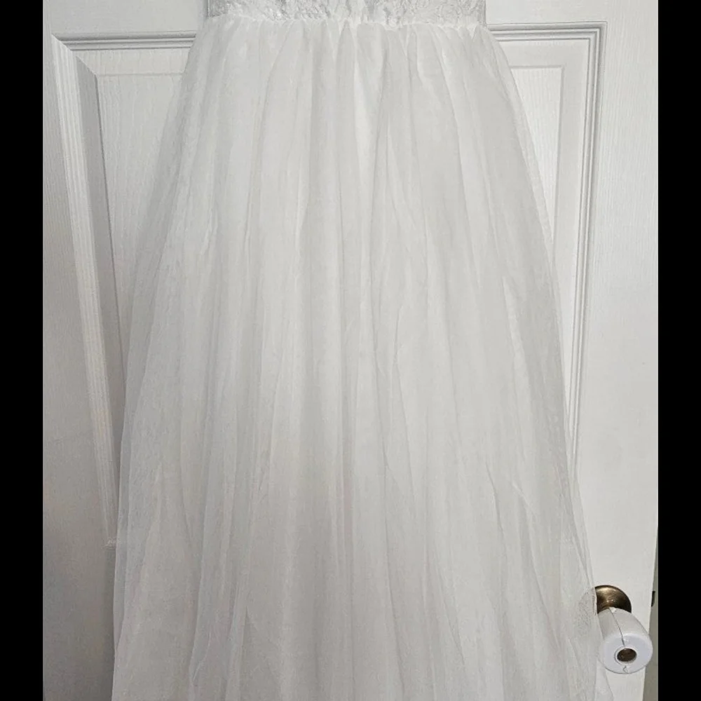 David's Bridal White Lace Formal Kids Dress - Picture 2 of 8